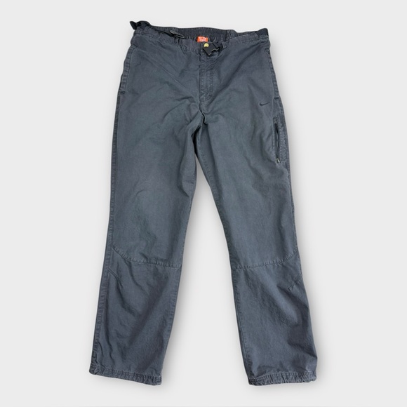 Nike Athletic Dept Utility Hiking Pants Gray Belted Outdoor Nylon Sz LG Gorpcore - Picture 1 of 10